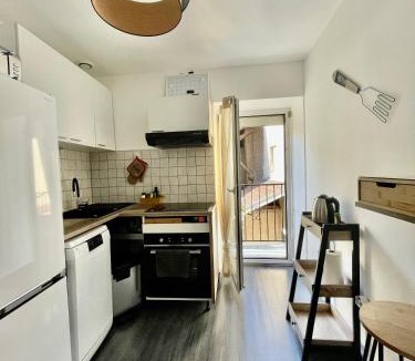 Montalieu-Vercieu Apartment | Appartement Centrale Confort