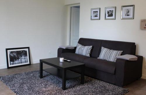 Briey Apartment | Appartement Central à Briey : 2 Ch, Cuisine équipée, Proche Commerces et Activités - FR-1-584-105