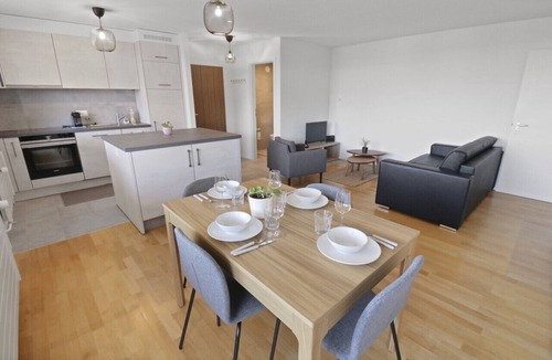 Noes Apartment | Appartement central et confortable