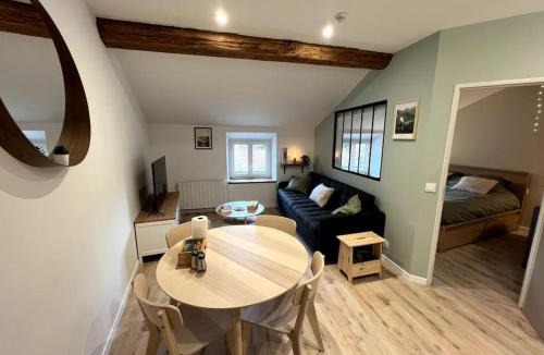 Tarare Apartment | Appartement central - L'est