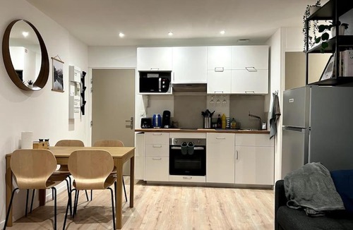 Tarare Apartment | Appartement central - L'ouest