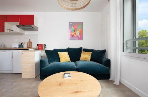 Saint-Cyprien Apartment | Appartement Centre Ville Toulouse - Dôme la Grave - WiFi- Parking GRATUIT