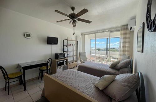Balaruc-les-Bains Apartment | Appartement chaleureux avec balcon, animaux admis, pour cure ou vacances - FR-1-503-85