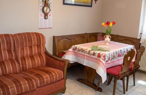 Jebsheim Apartment | Appartement charmant à Jebsheim avec terrasse et jardin