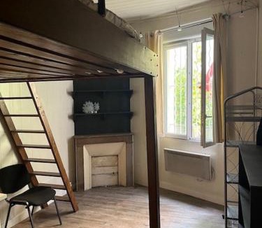 Saint Blaise Apartment | Appartement charmant à Paris 20 eme