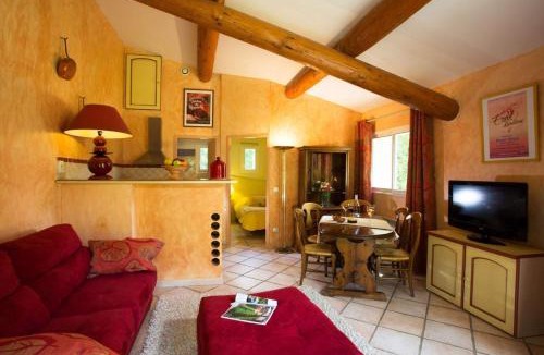 Forcalquier Apartment | Appartement charmant a Forcalquier avec piscine partagee 40m²