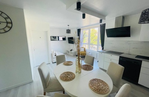 Croix Apartment | Appartement Charmant Cocon Plus