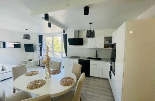 Croix Apartment | Appartement Charmant Cocon Plus
