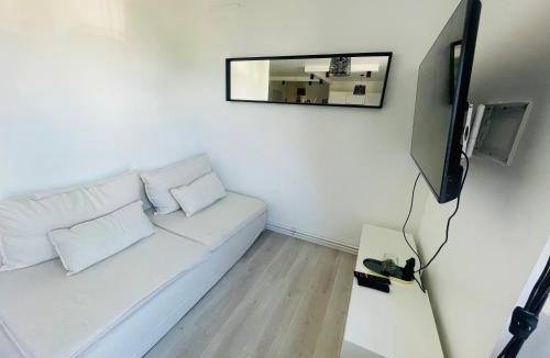 Croix Apartment | Appartement Charmant Cocon Plus