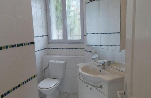 Saint-Pierre - Rene II - Bonsecours Apartment | Appartement Charmant, quartier calme