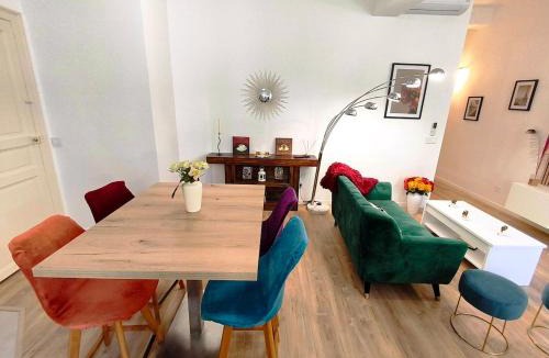 Gares Apartment | Appartement Charme Ancien & Confort Moderne