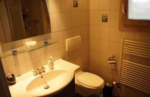 Areuse Apartment | Appartement Claude