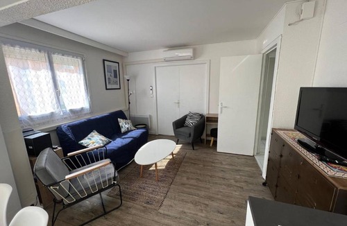 Le Barcares Apartment | Appartement Climatisé T3 avec Piscine, Proche Plage et Commerces - Le Barcarès - FR-1-81-573