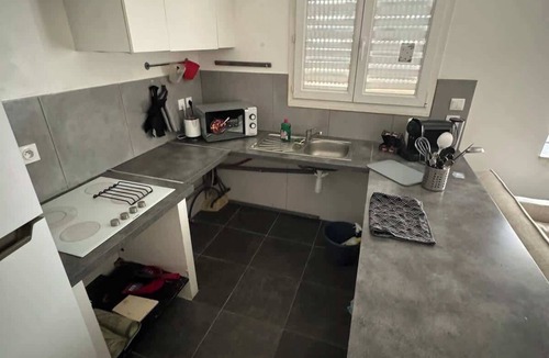 Bagnols-sur-Ceze Apartment | Appartement cosy au centre-ville