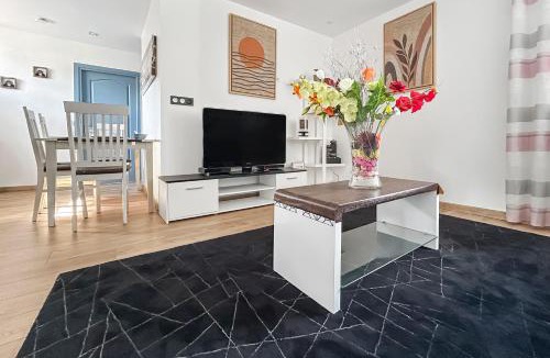 Bruay-la-Buissiere Apartment | Appartement cosy 2 ch - Centre Bruay - Calme
