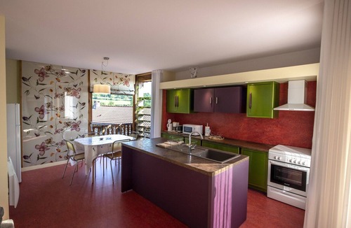 Polignac Apartment | Appartement Comme un Poisson Dans L'eau