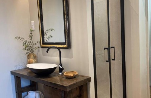 Sains-Richaumont Apartment | Appartement Complet Rez-de-chaussée