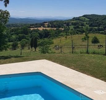 Mirepoix Apartment | Appartement Comtesse