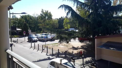 Chalette-sur-Loing Apartment | Appartement Confort Chez Isa