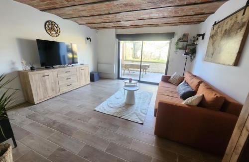 Coulommiers Apartment | Appartement Confortable à Coulommiers avec Jardin