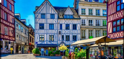 Quartier Vieux Marche-Cathedrale Apartment | Appartement confortable et élégant en centre ville