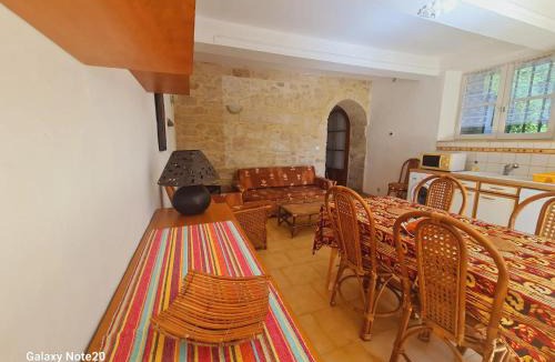 Uzes Apartment | Appartement convivial à Uzès 85 m² avec terrasse 2