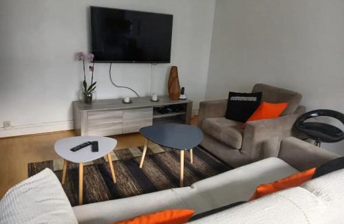Montrouge Apartment | Appartement cosy à 2 mins de Paris