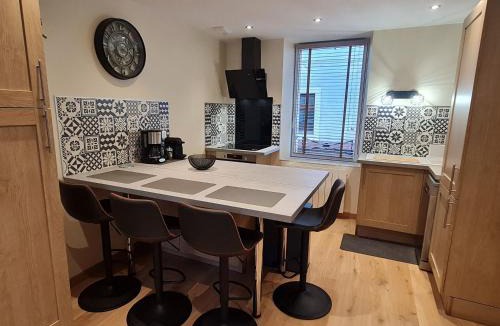 Val de Briey Apartment | Appartement cosy à Briey avec climatisation et parking optionnel - FR-1-584-390