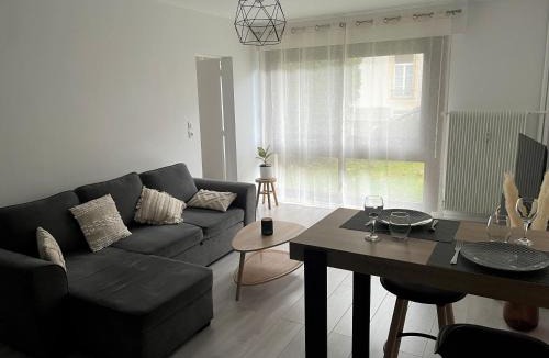 Poincare - Foch - Anatole France - Croix de Bourgogne Apartment | Appartement cosy à Nancy - Parking privé