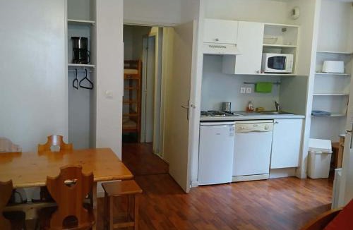 Vignec Apartment | Appartement cosy 2 pièces avec terrasse et piscine à Vignec - FR-1-504-139