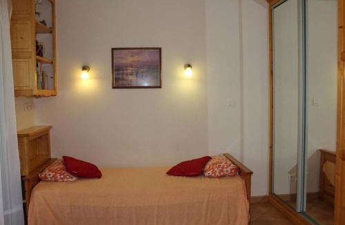 Gruissan Apartment | Appartement cosy 2P 4 couchages à Gruissan, proche port et plage, terrasse, parking privé - FR-1-229-98