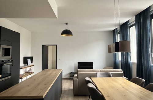 Arras Apartment | Appartement Cosy 4 Couchages + Parking en Plein Centre-ville D'arras !