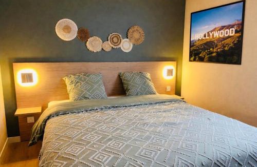Neuf-Mesnil Apartment | Appartement cosy ambiance Hollywood dans résidence avec piscine 2 pers parking gratuit