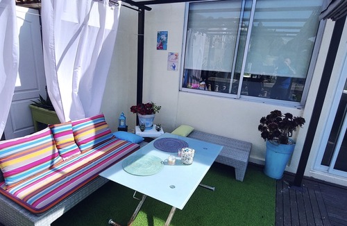 Ile du Levant House | Appartement cosy avec grande terrasse vue mer au cœur de l'ile du Levant