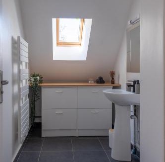 Chartres Apartment | Appartement cosy avec parking