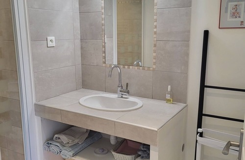 Grignan Apartment | Appartement Cosy Centre de Grignan