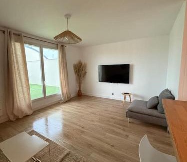 Cergy Apartment | Appartement Cosy Cergy Le Haut Gare