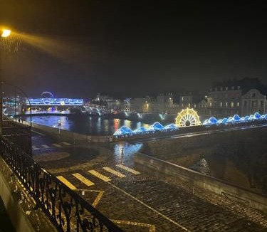 Laval Apartment | Appartement cosy face à la Mayenne