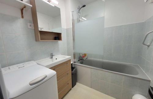 Merlimont-Plage Apartment | Appartement cosy face mer avec balcon et parking privé - FR-1-672-13