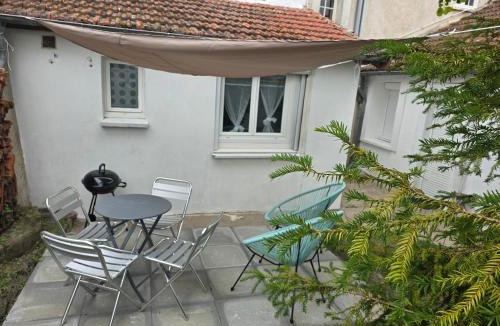 Etampes Apartment | Appartement cosy