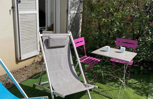 Fontainebleau Apartment | Appartement Cosy Avec Jardin et Parking