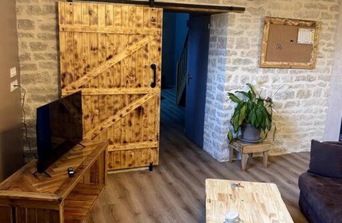 Lezinnes Apartment | Appartement cosy