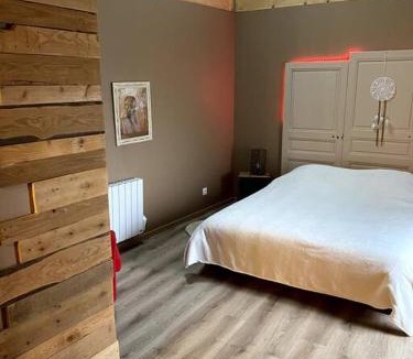 Lezinnes Apartment | Appartement cosy