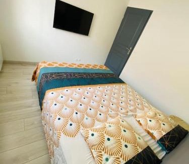 Mantes-la-Ville Apartment | Appartement cosy entre Paris & Normandie