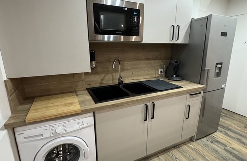 Roussillon-en-Isere Apartment | Appartement Cosy