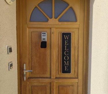 Le Thillay Apartment | Appartement cosy Paris CDG