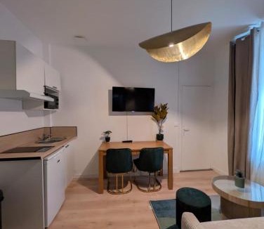 Centre Ville Apartment | Appartement cosy près de la cathédrale