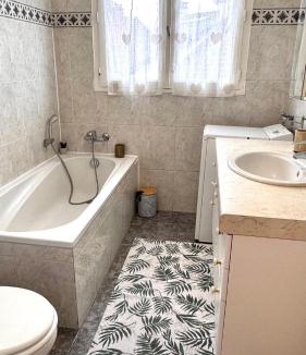 Plateau — Pyramide Apartment | Appartement cosy proche aéroport Orly