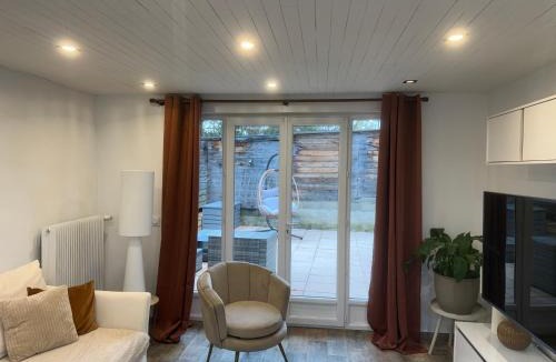 Montmorot Apartment | Appartement Cosy terrasse