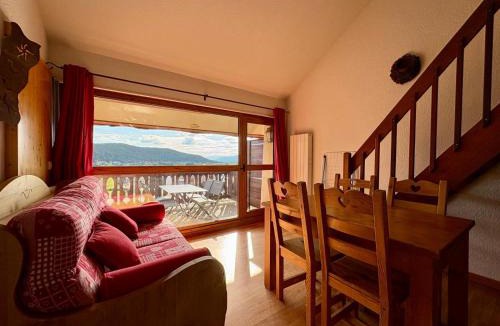 Superbolquere Apartment | Appartement cosy, terrasse, vue montagne